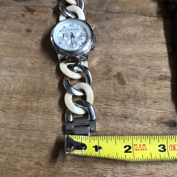 Michael Kors Runway Watch MK4263 Horn and Silver - Picture 7 of 7